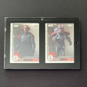 2023 Topps Chrome Star Wars Juego de 2 cartas coleccionables enmarcadas Cassian Andor y Jyn Erso