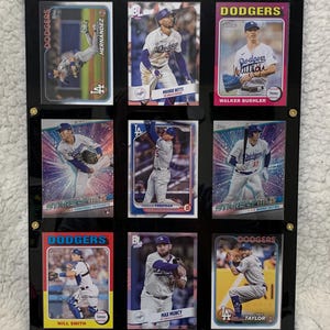 2024 Topps Los Angeles Dodgers Team Set Carte da baseball incorniciate Campioni delle World Series Betts Ohtani Yamamoto Freeman