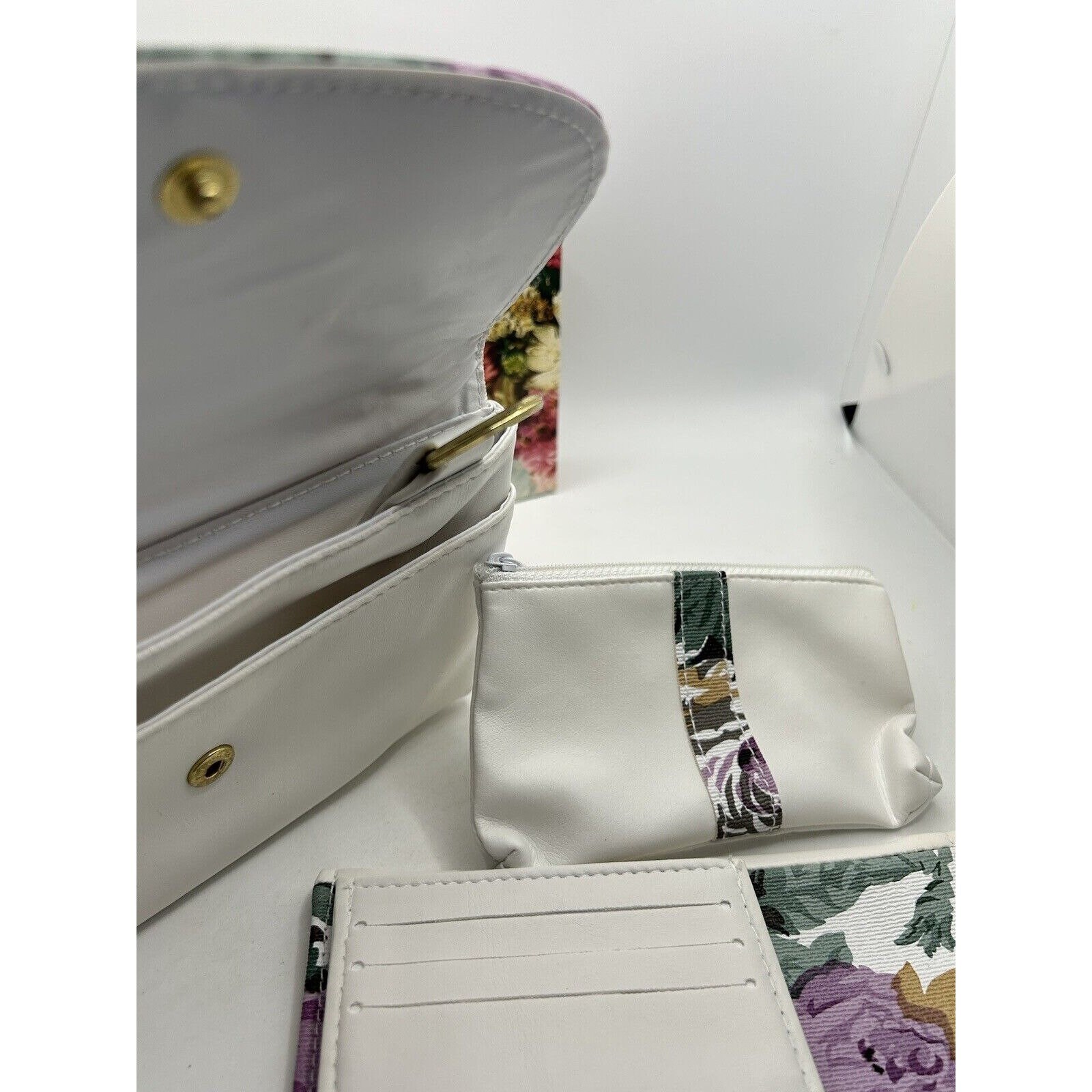 ALEXIS ZIP PURSE SPOT SUEDE main image 1
