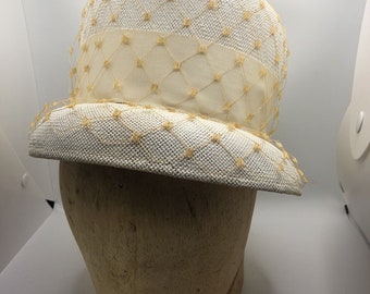 vintage Bucket Hat ivory straw with Yellow netting