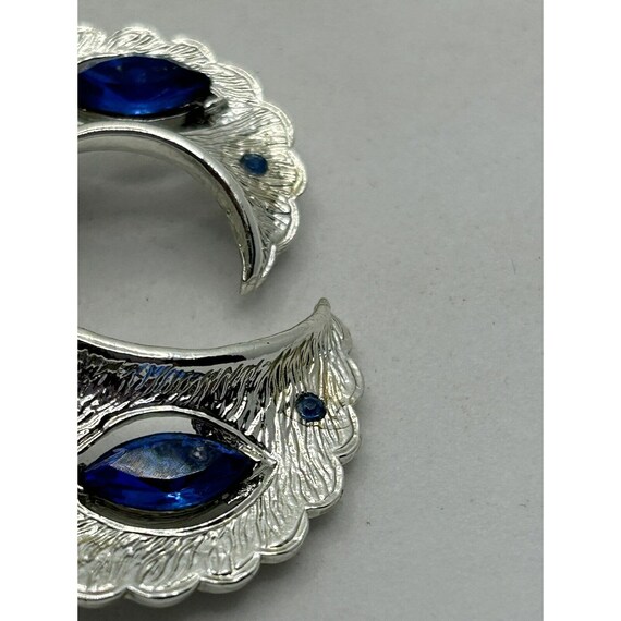 Brooch Silver Toned Blue Jewel - image 3