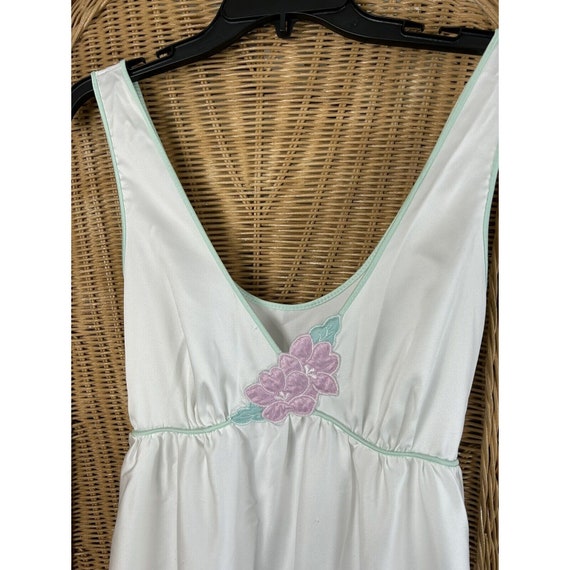 vintage nightgown Lorraine Floral Appliqué 1970 P… - image 2