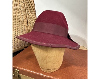 Vintage Red BETMAR NEW YORK 100% Wool Hat Gold Raised Fedora  display picture 1