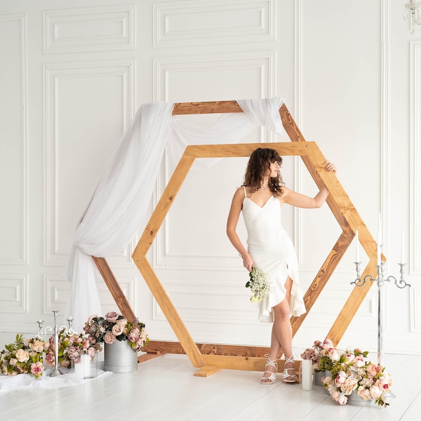 Decorazioni nuziali in legno per la cerimonia, sfondo ad arco, decorazioni nuziali moderne, arco nuziale per la cerimonia, decorazioni nuziali boho, arco nuziale esagonale