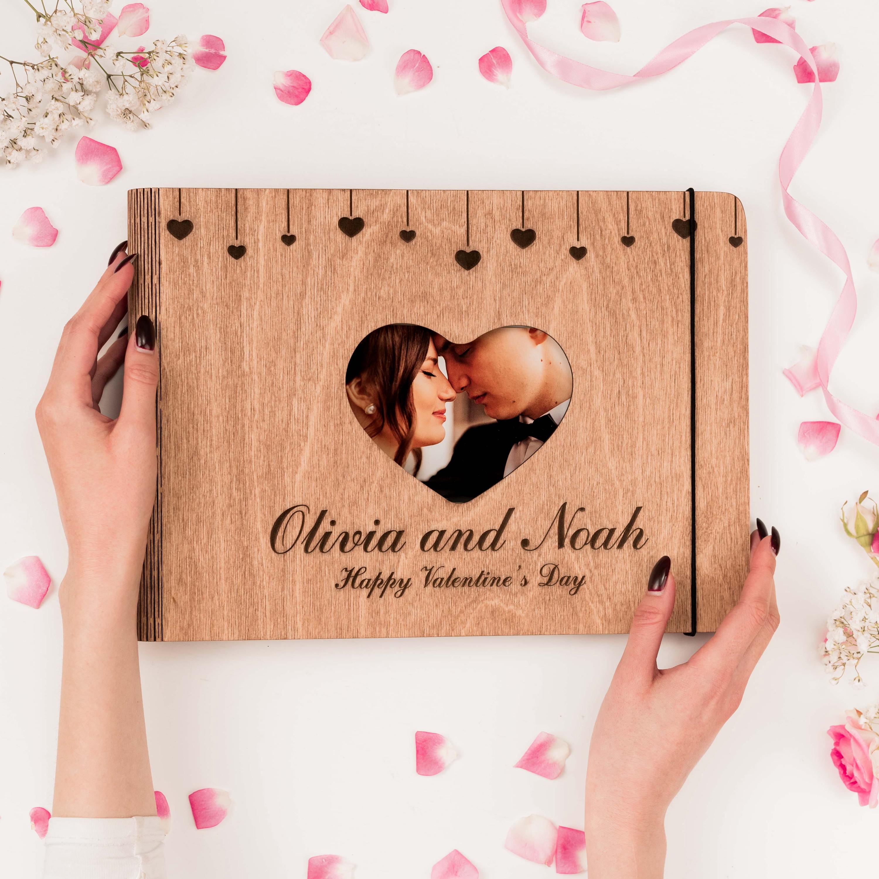 Personalized Gift, Wooden Photo Album Engraved, Scrapbook Album for Her, Custom Family Photo Album Honeymoon, Christmas Gift for Couple