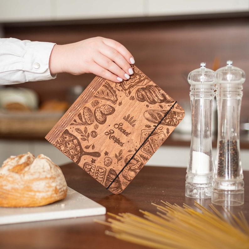 Mom Birthday Gift, Wooden Recipe Book, Custom Cook Book, Family Cooking Journal, Personalized Wooden Recipe Book, Cooking Gift for Women image 1