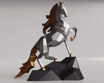 Low Poly Metal Horse Sculpture: DIY Assembly Template (PDF, DXF)