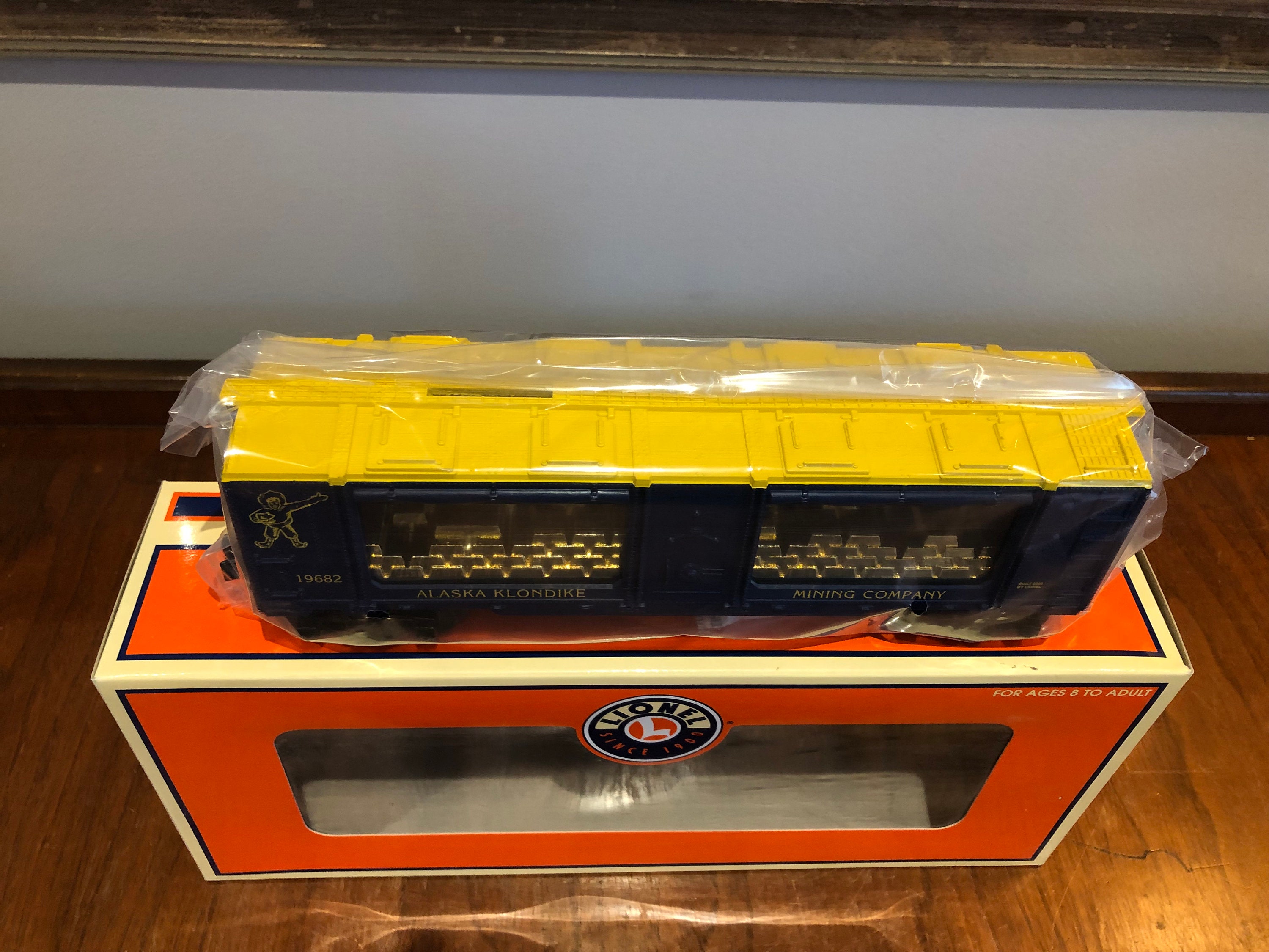 O and O27 Gauge Lionel 619682 Alaska RR Klondike Mint Car Manufactured in 2002 Etsy