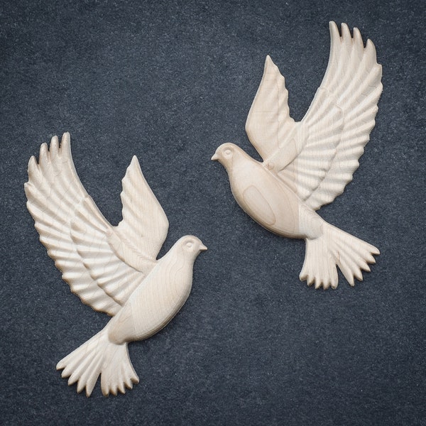 Set of two wooden doves丨Doves wood carved wall décor丨Flying birds wood carving
