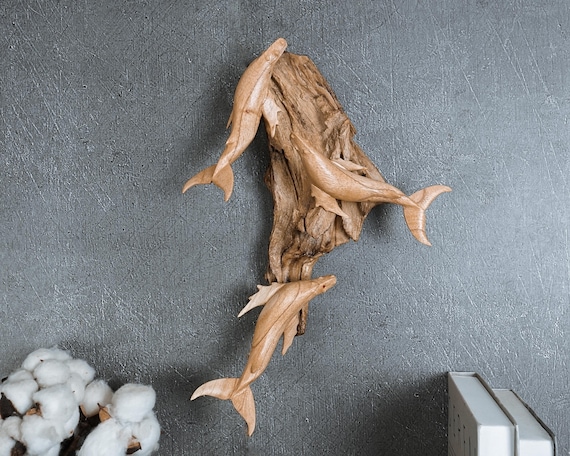 手彫りの木製クジラ壁アート：バリの彫刻、12インチ - Etsy 日本