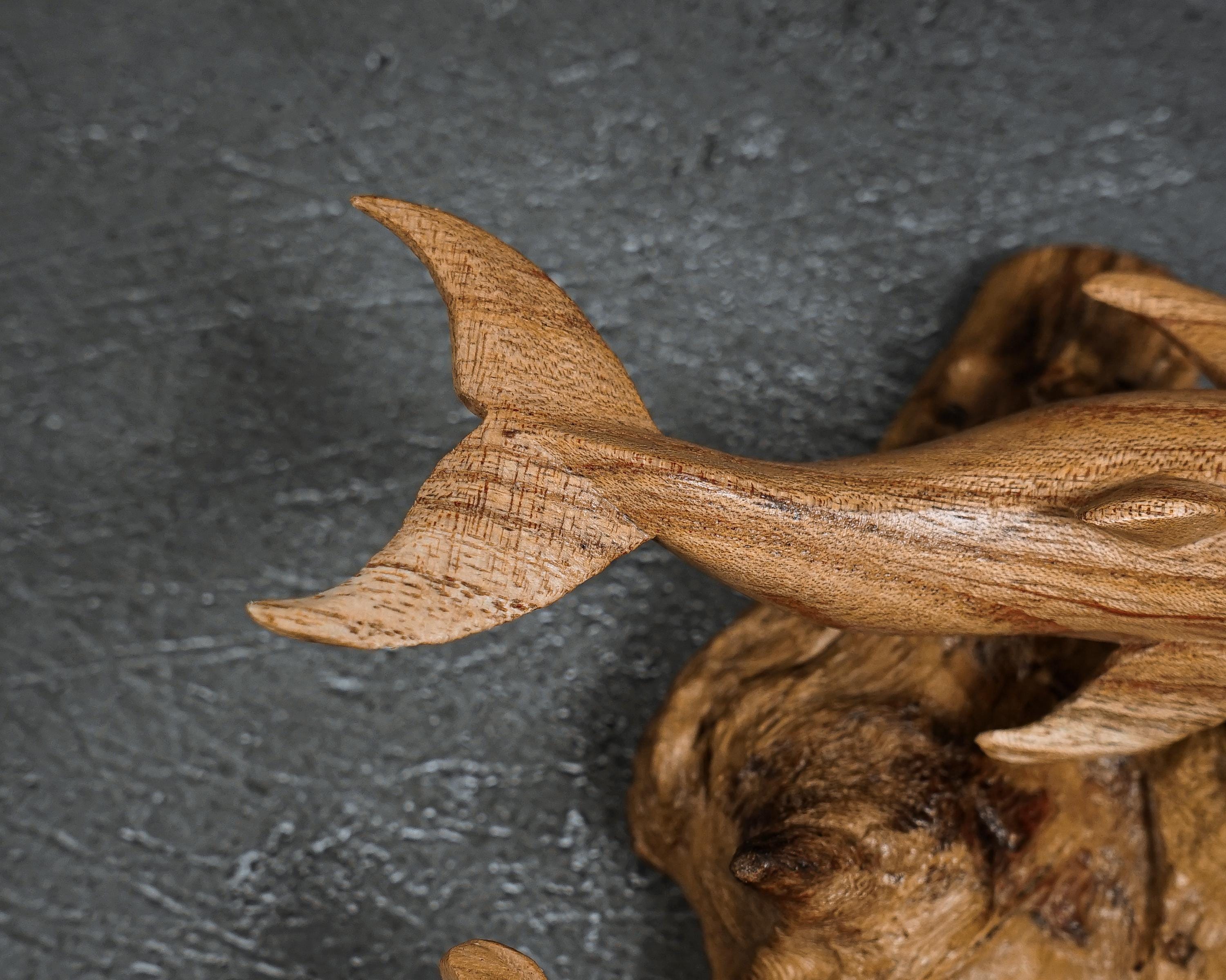 吊り下げ式木製イルカ彫刻：航海風壁飾り 7.5インチ - Etsy 日本