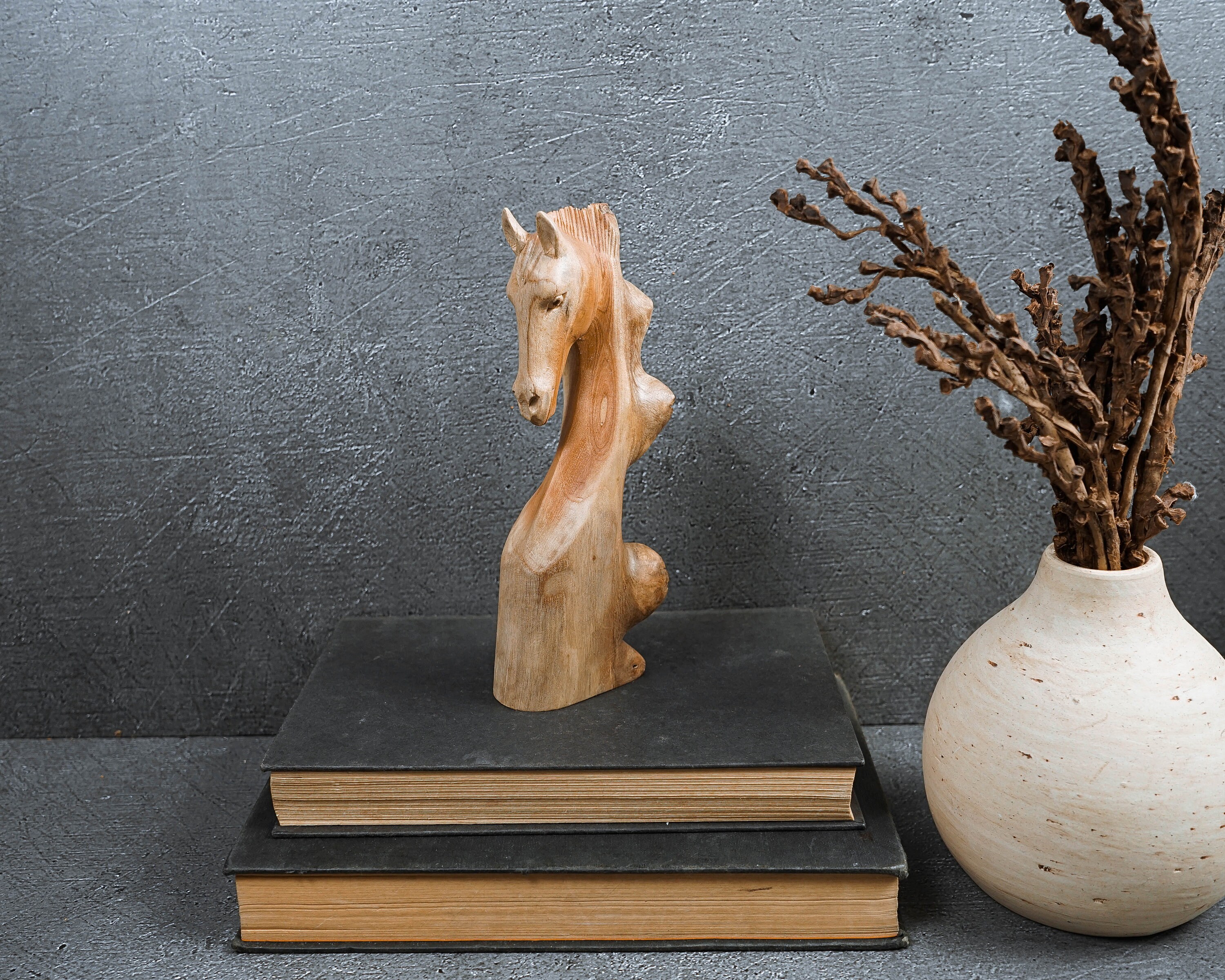 手作りの木製馬の頭の彫刻：素朴なホームデコレーション 7インチ