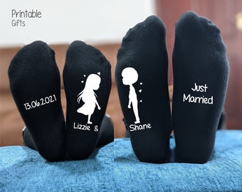 Romantic Wedding Gift for Couples - His and Hers Personalised Printed Name Socks - Gift for Weddings and Engagements