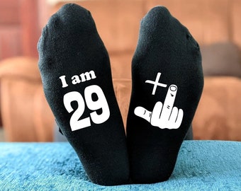 Funny Rude 30th Birthday Socks - 18th 21st 30th 40th 50th 60th - 29+1 Middle Finger - Men&#39;s and Ladies Birthday Gift - Novelty Joke Gift