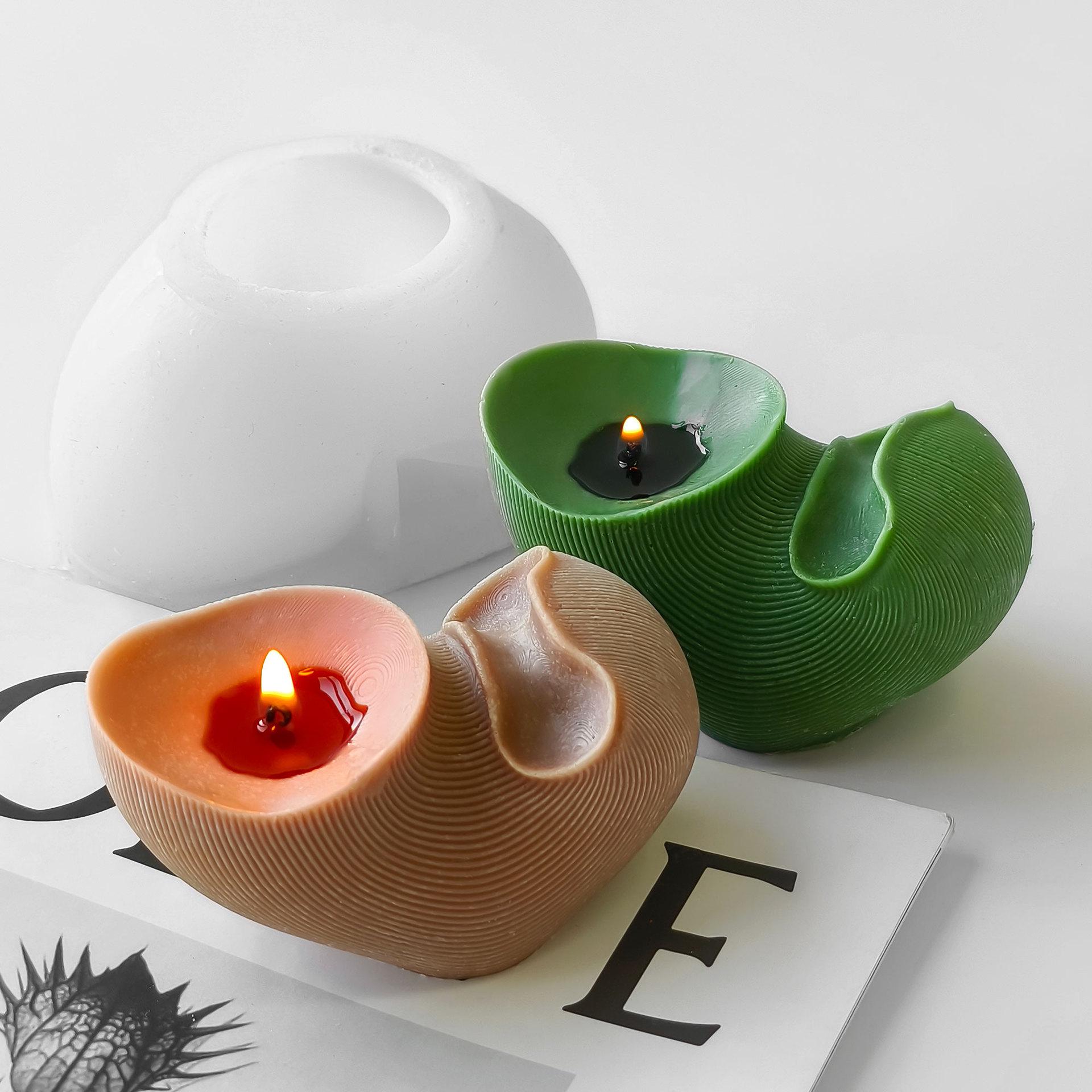 ストライプコンクキャンドルシリコン型 - 幾何学的なコンクキャンドル型 - コンク形状石鹸型 - 彫刻キャンドル型 - DIY アロマセラピー石膏型  - Etsy 日本 ロータリーコーン型 クリスマスツリー 幾何学模様 ストライプ 石鹸 樹脂 石膏作り 家の装飾 ソープキャンドル用シリコン型