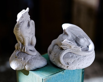 2 Styles Dragon Silikonform-Fliegender Drache Harz Form-Schlafender Drache Kerze Form-Beton Dragon Statue Form-Zement Jesmonite Decor Mould