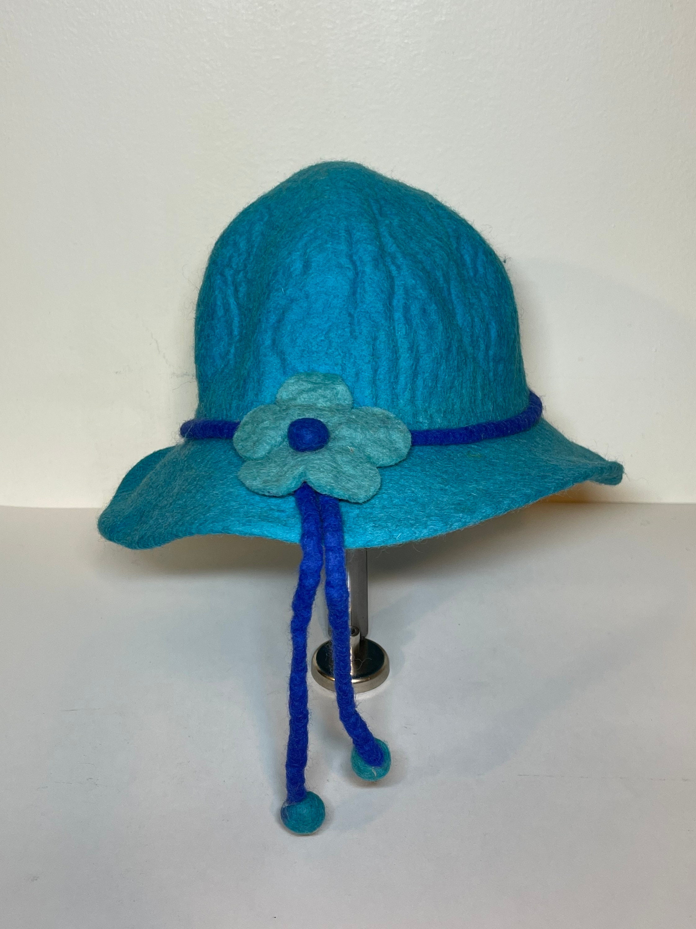 Beautiful Handmade Felt Bucket/downton Hat From Nepal With a  display picture 1