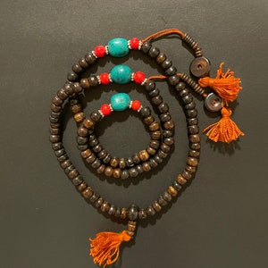 Fine handmade 8mm buddhist spiritual prayer beads mala /necklace of 108 beads with rosary,Turquoise and glass beads.Made from yak bone.Nepal