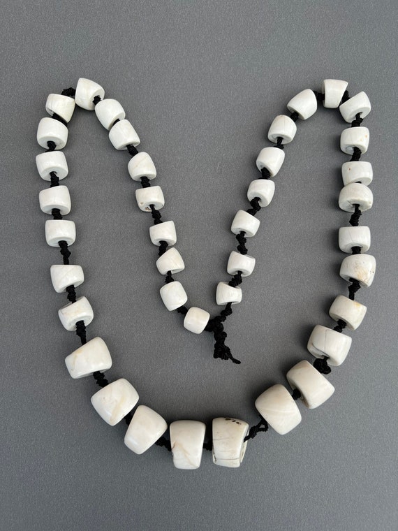 Antique Naga Chank 39 Shell Bead Necklace.(late 1… - image 5