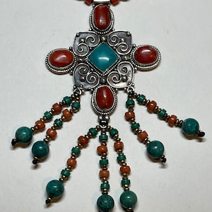Beautiful Fine Handmade Silver Necklace with coral and torquise from the Himalayas