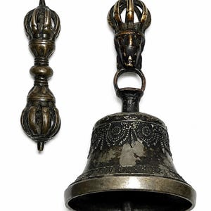 Antique Masterpiece Buddhist Bell (Dril-bu) and Dorje (Scepter) Set, Late 18th century from Tibet( Eastern Kham region)