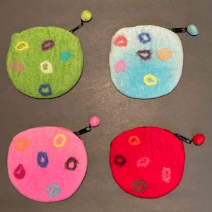 Set of four beautiful handmade felt coins purse from Nepal.It’s perfect gift for mother/ love ones.