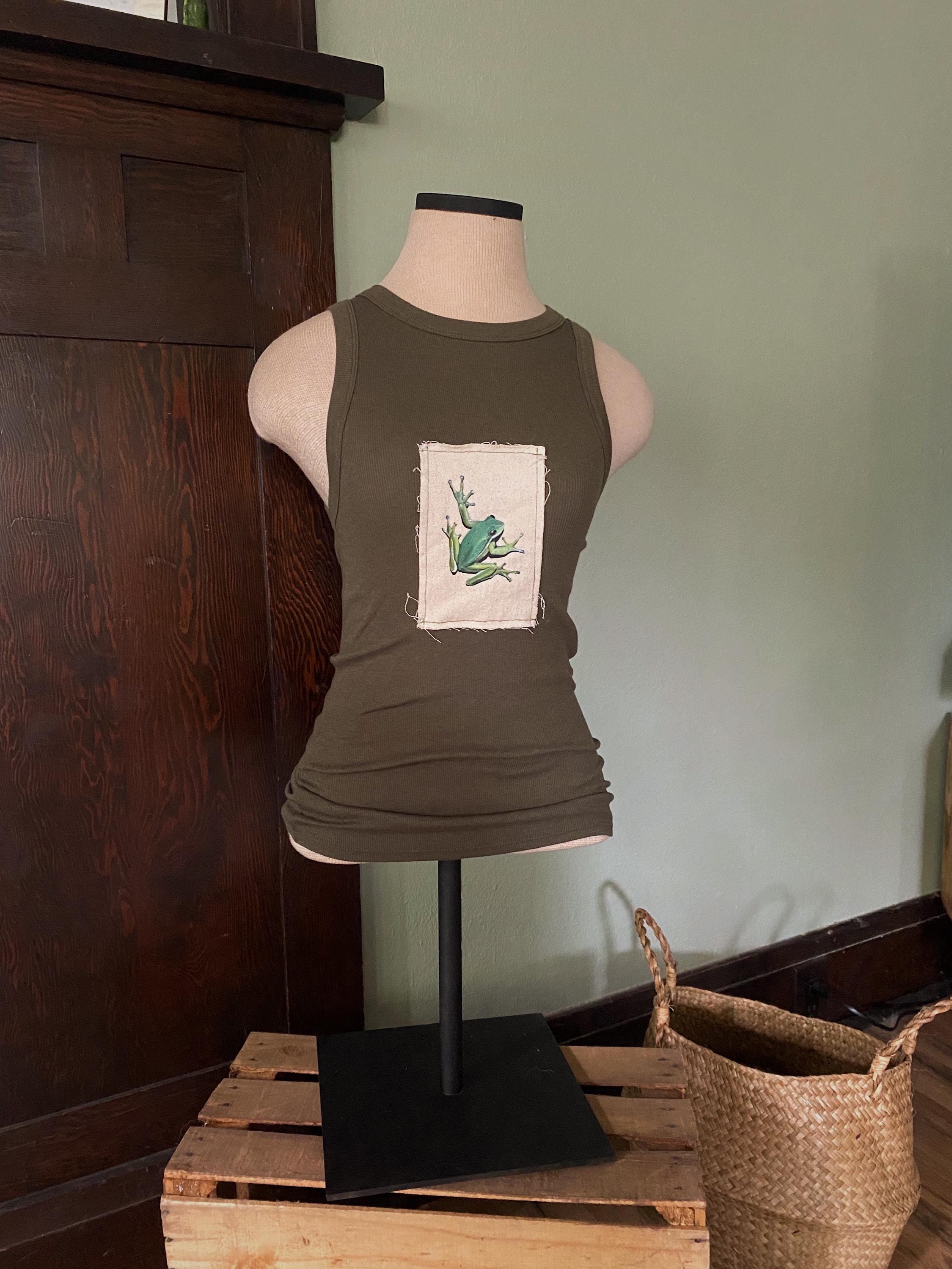 Upcycled tree frog patch tank (XS)