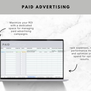 Op de afbeelding: Een laptopscherm dat een spreadsheet toont met de titel "PAID Advertising". De spreadsheet heeft kolommen voor platform, campagne naam, campagne type, publiek, targeting levels, campagne start, plaatsingsdetails, messaging strategie, campagne budget en campagne link. De spreadsheet wordt gebruikt om betaalde advertentiecampagnes bij te houden en te beheren.