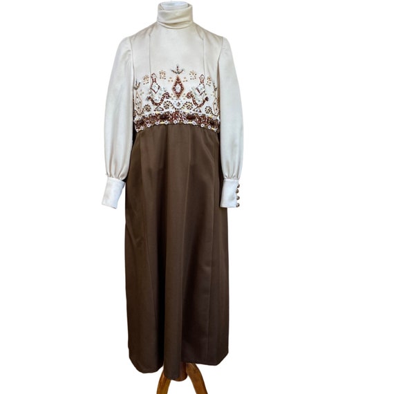 Vintage Victoria Royal Dress Size 8 Embellished B… - image 2