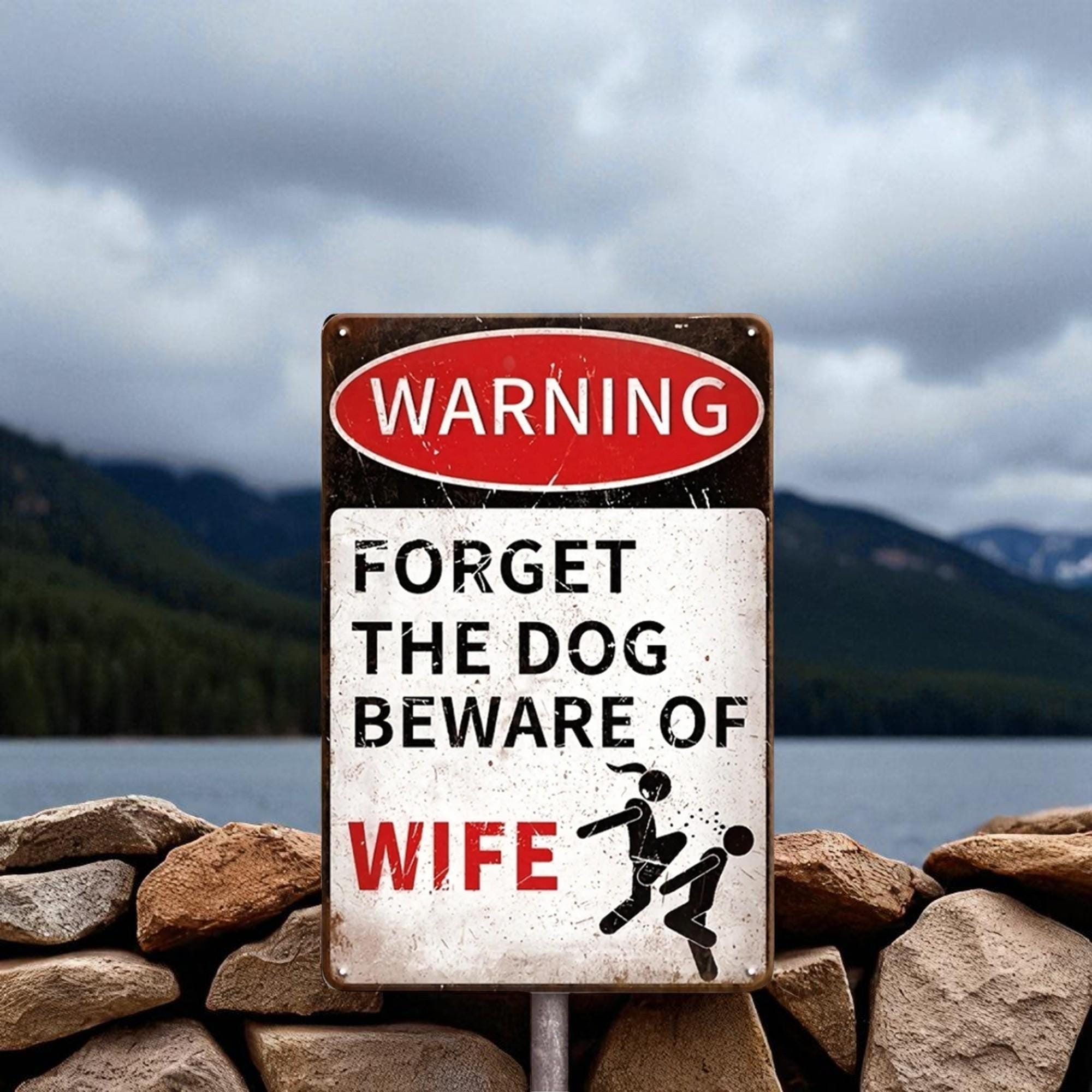 Cartello In Latta Divertente 'Forget The Dog Beware Of Wife' - 20,3x30,5 Cm - Metallo Anti-Ruggine Per Garage, Bar, Casa