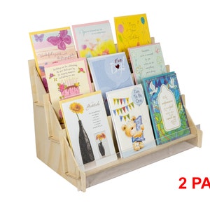 Présentoir à 3 niveaux pour cartes de voeux en bouleau avec devant en acrylique transparent.  Lot de 2 combos.  Expédié à plat. Assemblage facile !