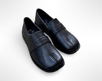 Leather Tabi Loafers: Rounded Square Toe, Business Casual