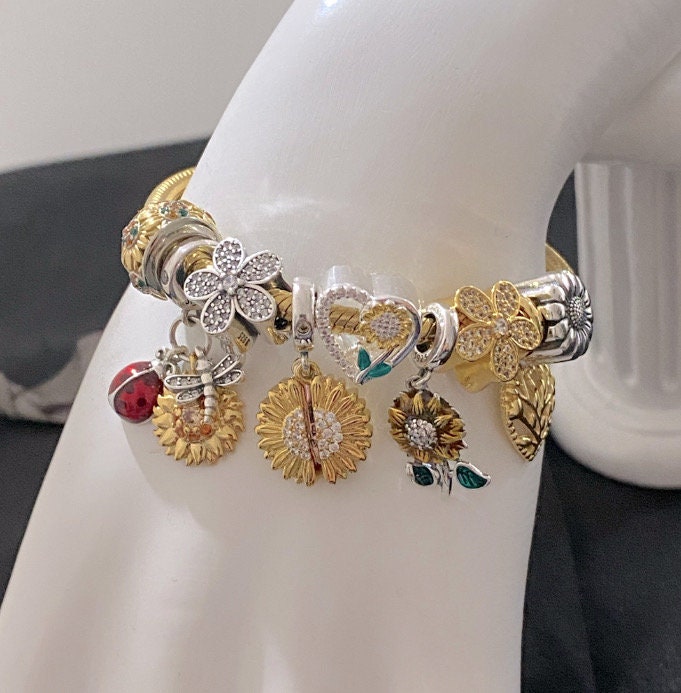 Linx Yellow Gold Snake Chain Bracelet With Sunflower Themed  display picture 1