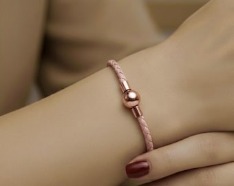Linx roze gevlochten leren bolo koord bedelarmband met roségouden magnetische sluiting