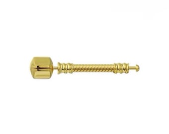 Extensor universal de oro amarillo para pulsera de dijes con cierre de barril.