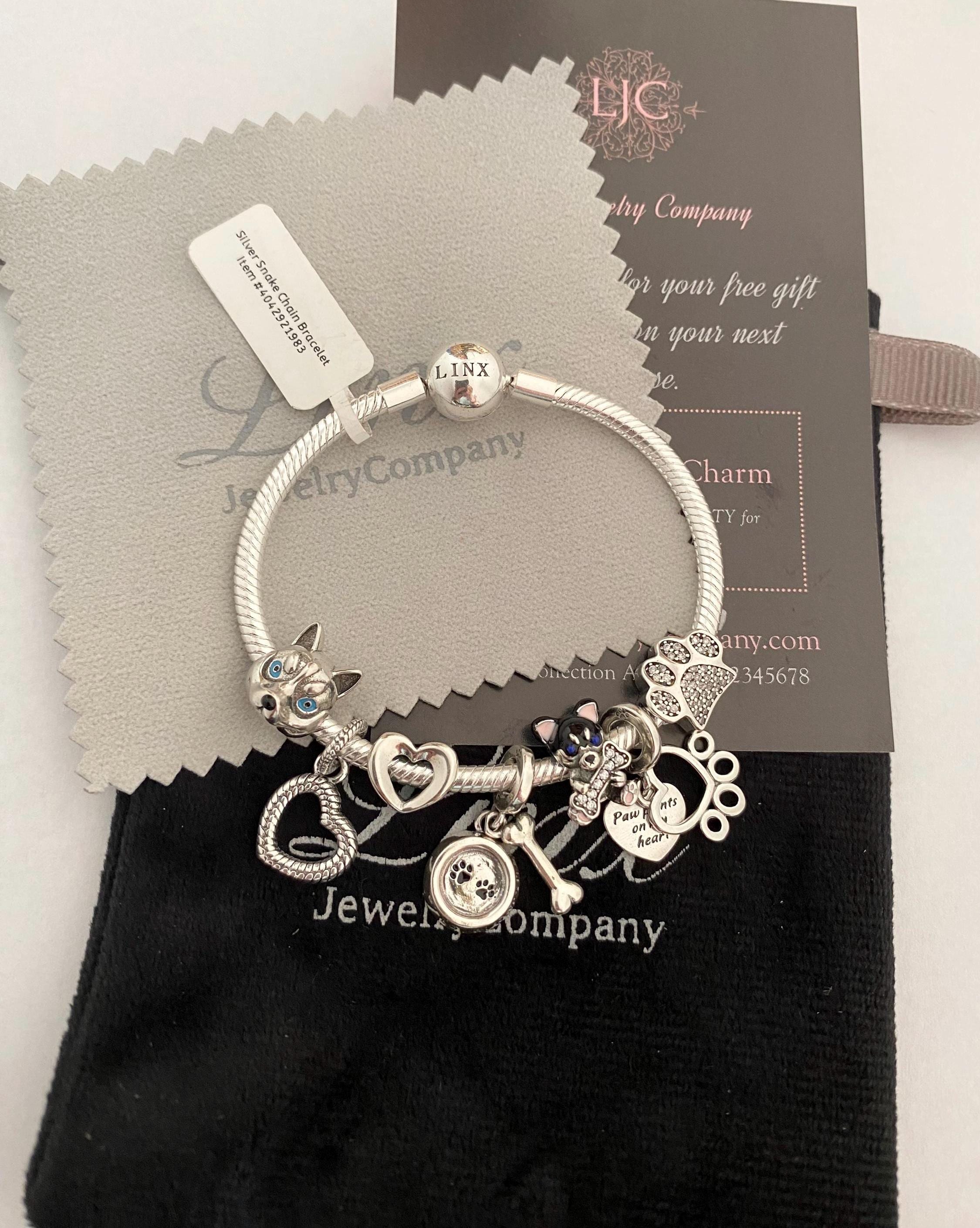 925 Sterling Silver Siberian Husky Dog Stud Earrings | Agora