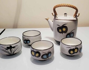 Stoneware Teapot and cups set of 5 pc