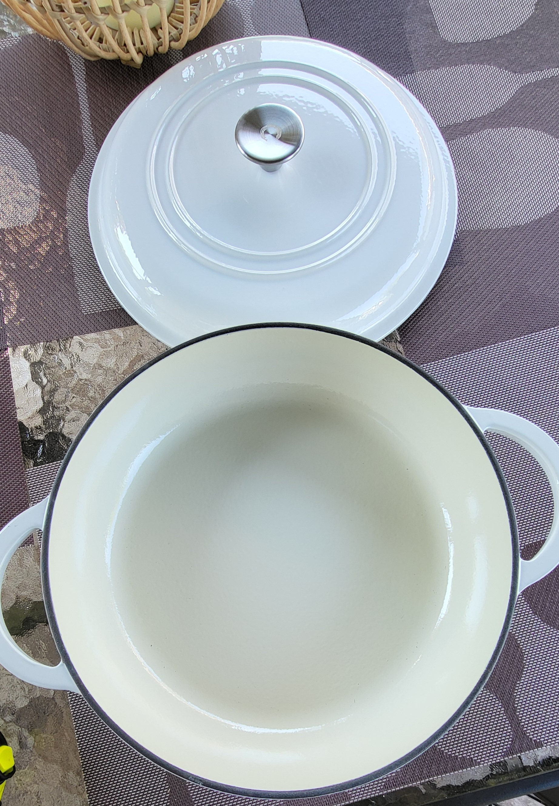 CROFTON 3.7 QT Cast Iron BRAISER White/mint Green Etsy