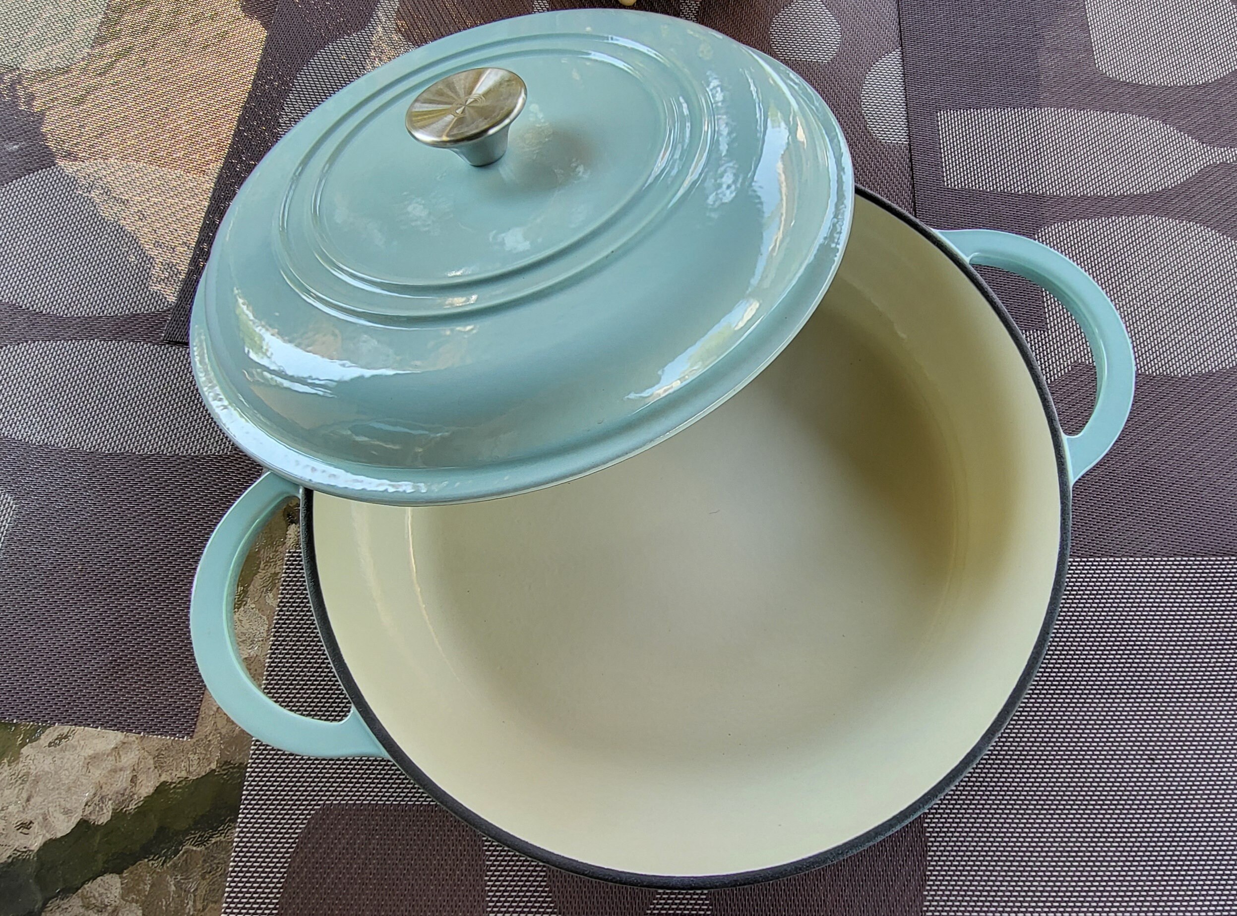 CROFTON 3.7 QT Cast Iron BRAISER White/mint Green Etsy
