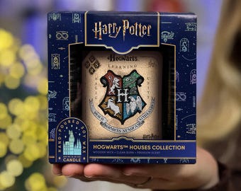 Sojakaars Zweinstein, Harry Potter-thema | Amberpot van 250 ml | Houten lont | Amber, cederhout en donkere musk