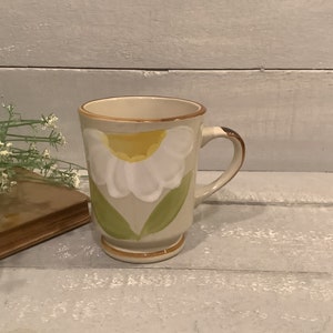 Vintage Ceramic Daisy Coffee Mug/ Stoneware Coffee Cup with Flower/ Floral Mug/ Boho/ Retro/ MCM