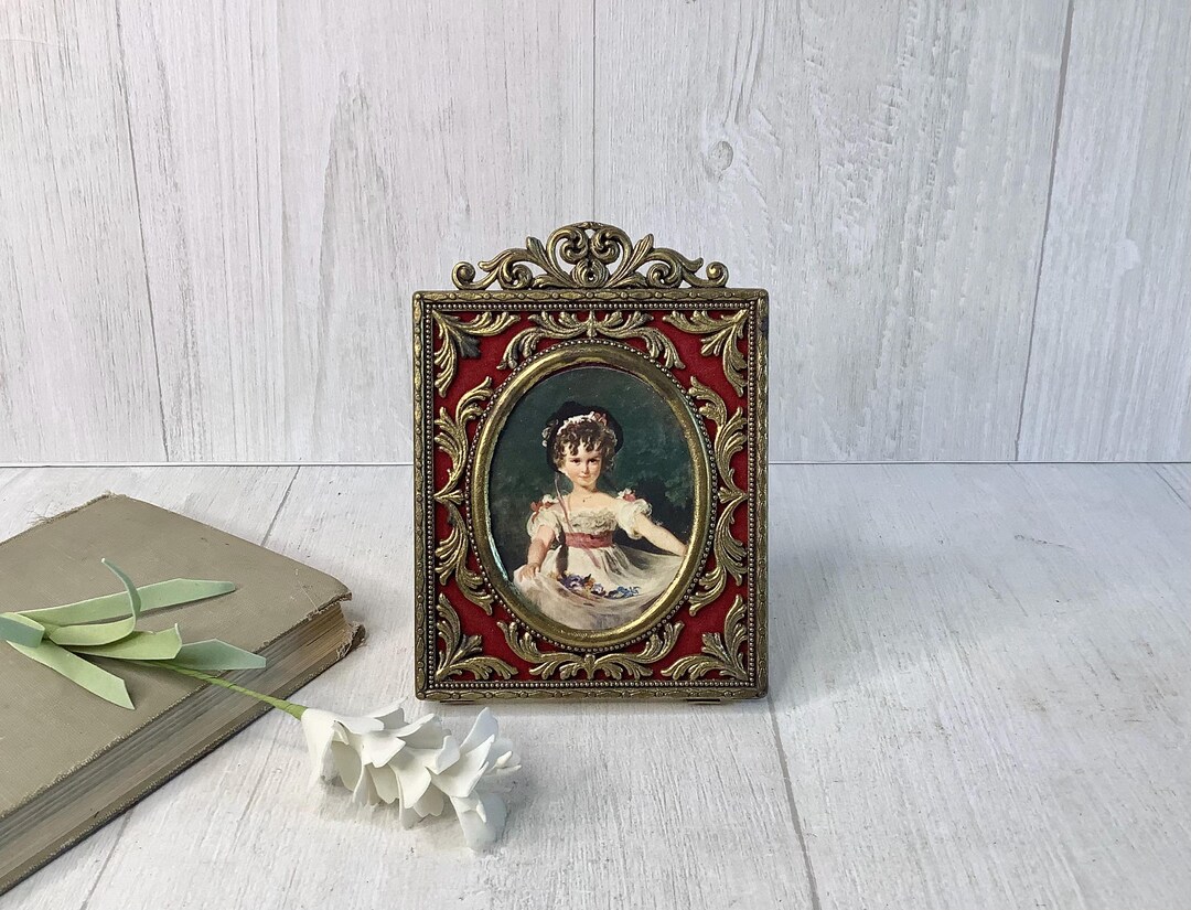 Vintage Gold Tone Metal Photo Frame W/red Felt Lining/ Ornate Picture ...
