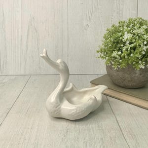 Vintage Hull Pottery Swan Bowl/ Small White Art Pottery Swan, Goose Planter/ Candy Dish/ Cottagecore/ Farmhouse/ Mid Century/ Art Deco