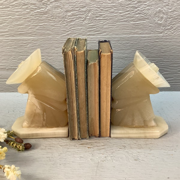 Vintage Pair Carved Onyx Alabaster Mexican Siesta Bookends/ Mexican Sombrero Men Stone Bookends/ Rustic/ Mid-Century/ Boho/ Library Decor