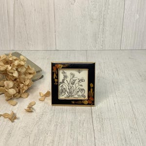 Small Vintage Lacquer Square Picture Frame/ Black, Floral Design Gold Toned Square Photo Frame/ 2x2"/ Cottagecore/ Farmhouse/ Boho Chic