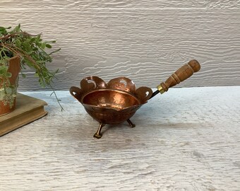 Vintage Copper Pot Candle Holder w/Wooden Handle/ Unique Metal Copper Candle Stick Holder/ Primitive Rustic Farmhouse/ Boho