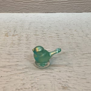 Vintage Tiny Irredescent Green Bird Figurine/ Mint Green Glass Blue Miniature/ Cottagecore/ Farmhouse/ Cubby Display Piece