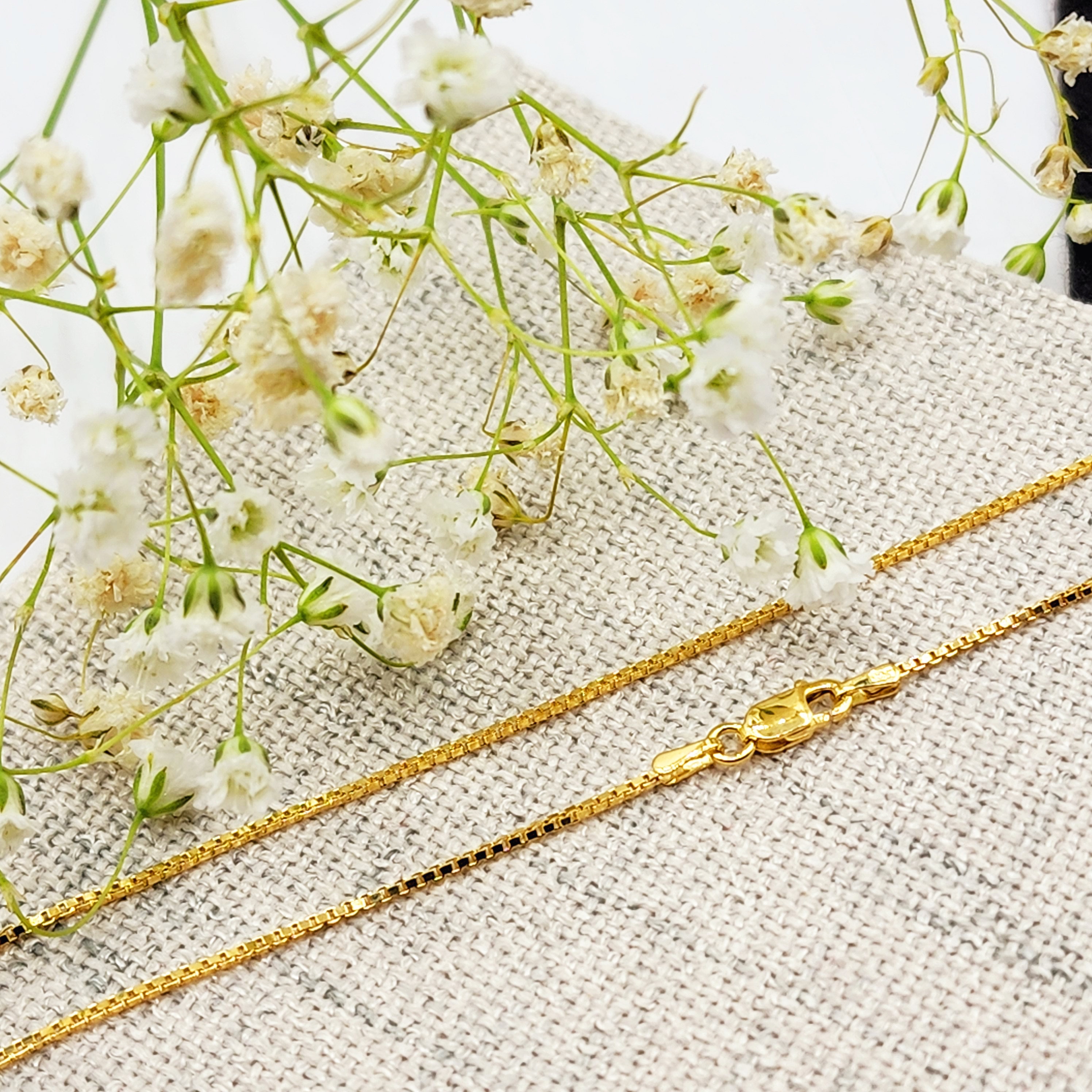 Collana con catena a maglie quadrate in oro giallo 10K, larghezza 1 mm - Italia