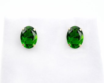 Orecchini a lobo in oro giallo 10 carati e cromo con diopside, pietra preziosa verde 8 x 6 mm