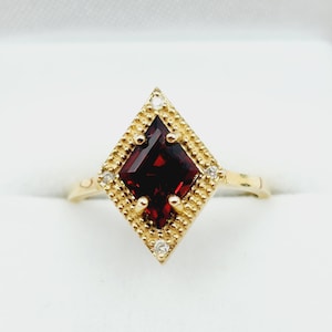Gold Garnet Ring, 14K Yellow Gold Garnet 1.5ct with Diamond 0.04ct Ring, January Birthstone Ring For Women